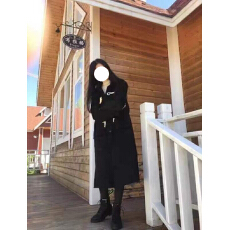 批发2025秋冬新款赫本风新款呢子外套牛角扣设计感百搭款中长款女上衣