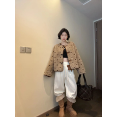 批发双面穿外套女冬常规款时尚洋气皮毛一体波点毛绒波点设计感厚上衣