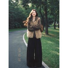 批发新款仿皮草女秋冬韩系辣妹风保暖百搭针织马甲外套卡其色厚款上衣