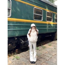 批发纯色开衫款拉链式宽松型<b class='q'>皮草</b>毛毛设计女生上衣高级感超好看女<b class='q'>马甲</b>