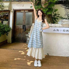 批发2026夏季新款假两件裙子蕾丝拼接格子设计休闲风清新感女生<b class='q'>连衣裙</b>