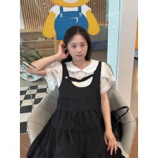 批发夏装连衣裙2026新款潮流短袖小个子<b class='q'>上衣</b>夏季吊带裙学院风女生中裙