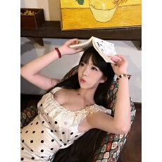 批发春夏款2026年女生法式<b class='q'>波点</b>吊带<b class='q'>连衣裙</b>女包臀裙蕾丝拼接裙辣妹收腰