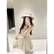 批发2026夏季新款娃娃领<b class='q'>无袖</b>系带裙超好看法式碎花<b class='q'>连衣裙</b>收腰A字短裙