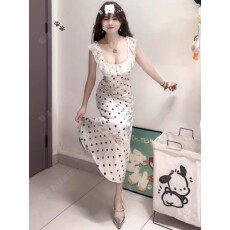 批发2026年春夏季包臀裙露背长裙甜美风蕾丝拼接<b class='q'>波点</b>设计感吊带<b class='q'>连衣裙</b>
