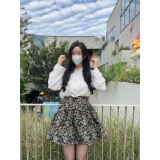 批发小香风名媛气质穿搭一整套女夏新款蕾丝镂空长袖<b class='q'>衬衫</b><b class='q'>碎花</b>裙两件套
