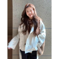 批发巨好看的短款风衣<b class='q'>外套</b>女2026秋新款今年流行爆款小个子高级感上衣