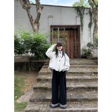 批发早秋季小个子休闲百搭韩系独特漂亮超好看2026新款短款花苞<b class='q'>外套女</b>