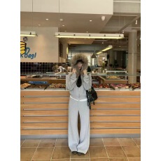 批发冬季新款环保毛领加绒连帽卫衣短外套+直筒卫裤<b class='q'>套装</b>