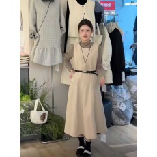 批发冬新款法式设计感小众复古<b class='q'>气质</b>高级感内搭<b class='q'>连衣裙</b>套装女