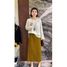 批发欧货2025秋冬新款圆领<b class='q'>高级</b>感花色提花袖口拼接羽毛上衣女