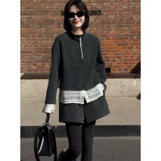 批发2025秋冬季新款时尚<b class='q'>蕾丝</b>拼接下摆半高领卫衣高腰<b class='q'>短裤</b>两件套