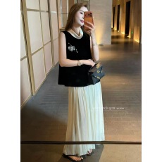 批发小香风撞色无袖丝绒背心上衣+阔腿裤两件套女2026<b class='q'>夏</b>季新款套装