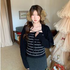 批发高级感辣妹抹胸长袖<b class='q'>针织</b>开衫春秋季修身<b class='q'>上衣</b>两件套