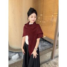 批发慵懒温柔风围脖<b class='q'>针织</b>围巾2026春秋季护颈修身显瘦小众三角披肩女