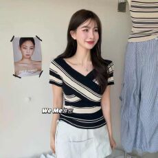 批发韩国东大门2026新款韩系设计感交叉V领条纹短袖针织衫女潮