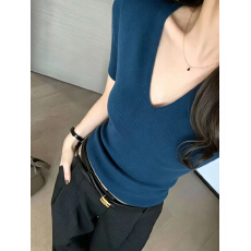 批发正肩V领短袖t恤女夏季紧身短款纯欲辣妹低领