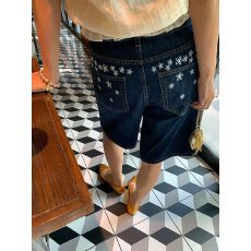 批发美式辣妹设计感花卉刺绣<b class='q'>牛仔裤</b>子女春季新款复古百搭时尚五分中裤