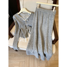 批发实拍<b class='q'>假两件</b>蕾丝拼接针织衫女夏季流行单品新款<b class='q'>上衣</b>配半身裙套装