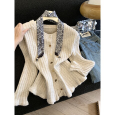 批发实拍设计感圆领坑条开衫外套女25秋冬百搭保暖<b class='q'>毛衣</b>上衣女配丝巾