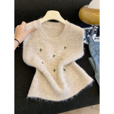 批发实拍甜美刺绣花朵毛衣马甲女套头宽松配衬衫叠穿减龄针织背心上衣