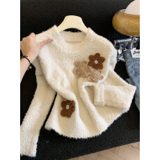 批发实拍2025<b class='q'>冬</b>装新款甜美森系立体花朵毛衣女小个子圆领短款针织衫