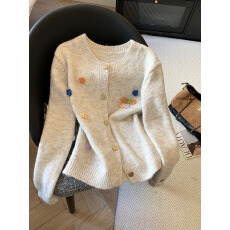 批发实拍2025秋冬新款立体花朵针织开衫女法式甜美宽松长袖<b class='q'>毛衣外套</b>