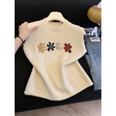 批发实拍复古花朵刺绣无袖针织背心马甲女<b class='q'>秋</b>冬内搭外穿设计感短款上衣