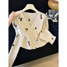 批发实拍2026春季气质V领针织开衫女设计感<b class='q'>手工</b>刺绣修身短款<b class='q'>毛衣</b>外套