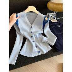 批发实拍女2026春季新款v领<b class='q'>镂空</b>设计感小众长袖露肩设计感<b class='q'>针织衫</b>开衫