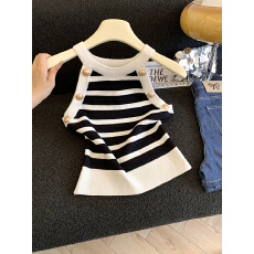 批发实拍 2026夏季新款<b class='q'>时尚</b>吊带背心女性感挂脖针织短款内搭上衣潮