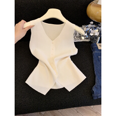 批发<b class='q'>实拍</b>法式V领针织背心女夏季新款高级感洋气收腰百搭通勤排扣上衣