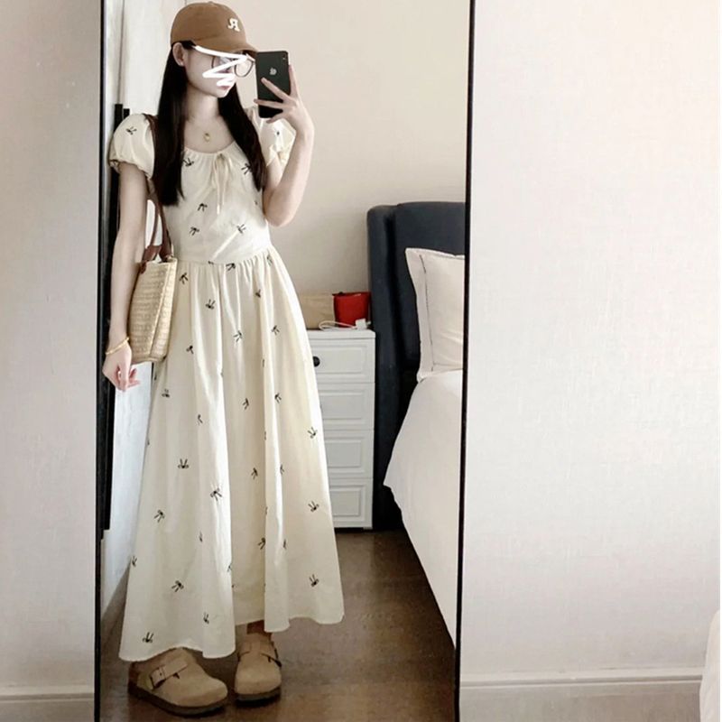 New gentle French lace-up bubble dress summer waist-hugging temperament slimming in the sky shipping printed skirt
