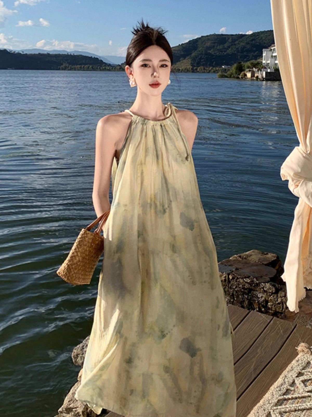 Loose sleeveless off-shoulder smudged neck dress summer lazy style casual vacation small over-knee long skirt