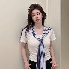 批发实拍原版品质白色海军领短袖t恤正肩夏季设计感修身披肩上衣