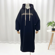 批发冬季通勤慵懒风个性印花卫衣裙加绒中长款裙250克大卫衣