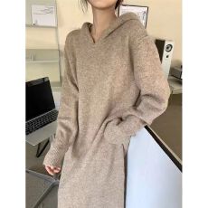 批发慵懒风针织<b class='q'>连衣裙</b>女秋冬新款温柔风韩版宽松连帽打底毛衣裙