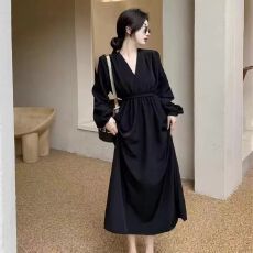 批发捻丝乱麻新款法式复古赫本风v领收腰显瘦轻熟风<b class='q'>连衣裙</b>子