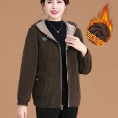 批发高档<b class='q'>妈妈装</b>洋气冬装灯芯绒棉衣外套2025秋冬新款中老年妈妈棉袄