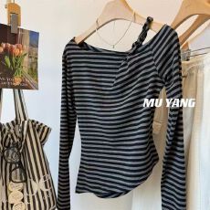 批发独特<b class='q'>小衫</b>高级感斜肩扭结长袖T恤女2025秋季新款不规则露肩针织衫