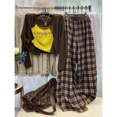 批发2025秋季新款<b class='q'>韩版</b>复古格子松紧腰阔腿裤<b class='q'>休闲</b>裤搭吊带开衫<b class='q'>套装</b>女潮