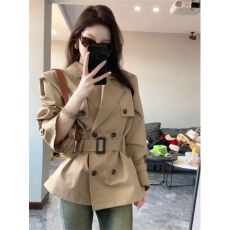 批发高级感风衣外套女秋季新款女装卡其色英伦风小个子收腰短款大衣潮