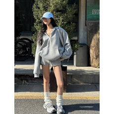 批发休闲套装<b class='q'>女</b>春秋美式复古宽松V领慵懒风连帽长袖卫衣<b class='q'>短裤</b>两件套