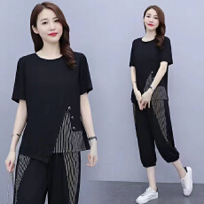 批发潮流休闲<b class='q'>运动</b>套装<b class='q'>女</b>宽松大码<b class='q'>女</b>装显瘦夏装新款短袖<b class='q'>女</b>七分裤两件