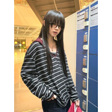 批发美式复古条纹V领连帽长袖<b class='q'>T</b><b class='q'>恤</b><b class='q'>男</b>女秋季高级感慵懒风外套韩系