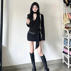 批发会钓系黑色长袖连衣裙女秋设计感修身显瘦<b class='q'>包臀</b>