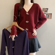 批发高级感蝙蝠袖V领针织打底衫女秋季大码胖mm显瘦遮肉毛衣内搭上衣