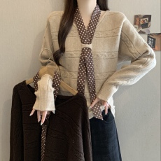 批发<b class='q'>大码</b><b class='q'>女装</b>秋冬软糯毛衣微胖mmV领麻花波点飘带宽松遮肉针织衫