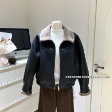 批发抖音WuuTong大都会<b class='q'>冬</b>季拼接翻领毛领短外套加绒老钱感夹克25T244