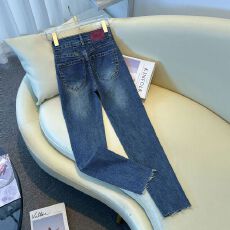 批发秋季新款蜜桃<b class='q'>臀</b>深蓝色高腰小脚牛仔<b class='q'>裤</b>女九分<b class='q'>提</b><b class='q'>臀</b>显瘦紧身铅笔<b class='q'>裤</b>子
